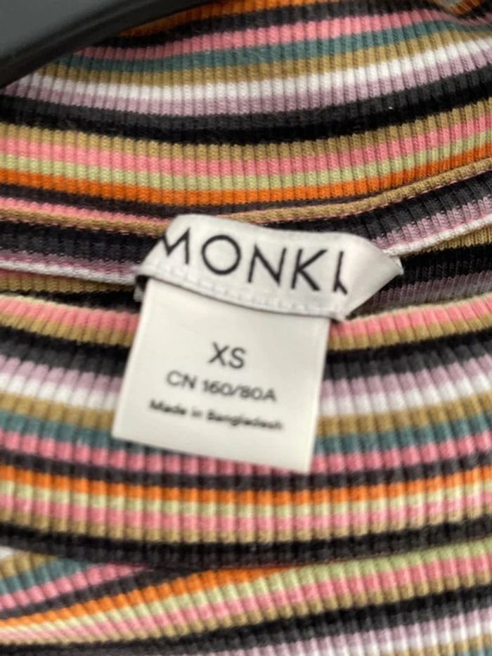haut et t-shirt Monki noir taille Xs - photo numéro 2