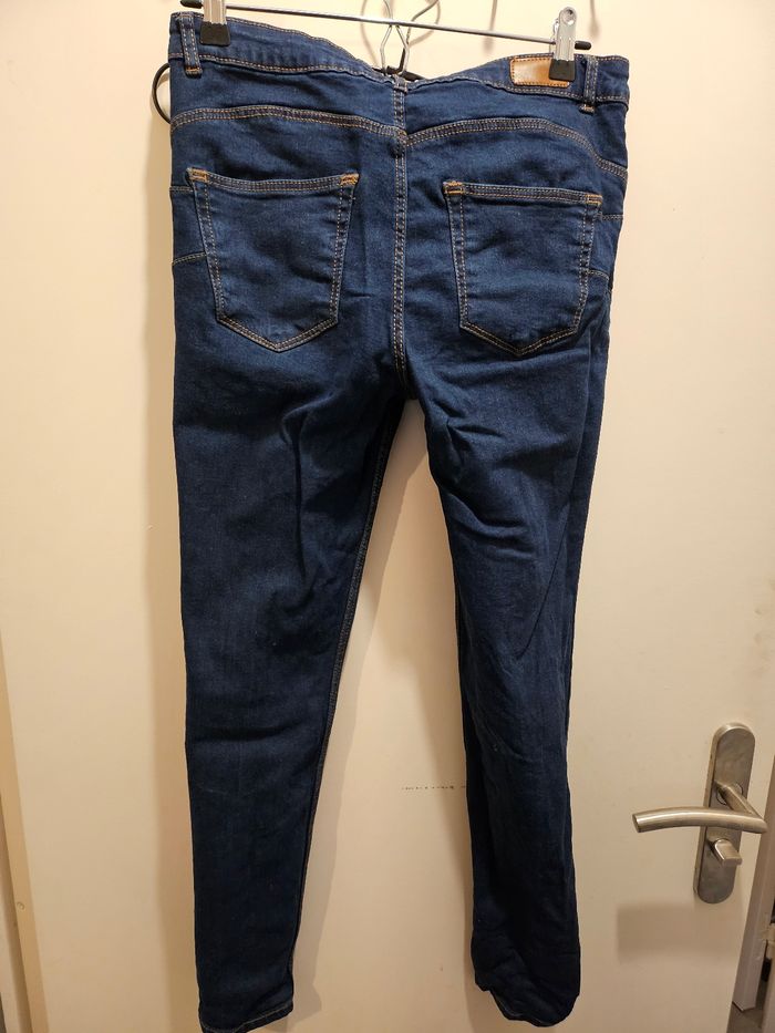 Jean skinny foncé - photo numéro 3