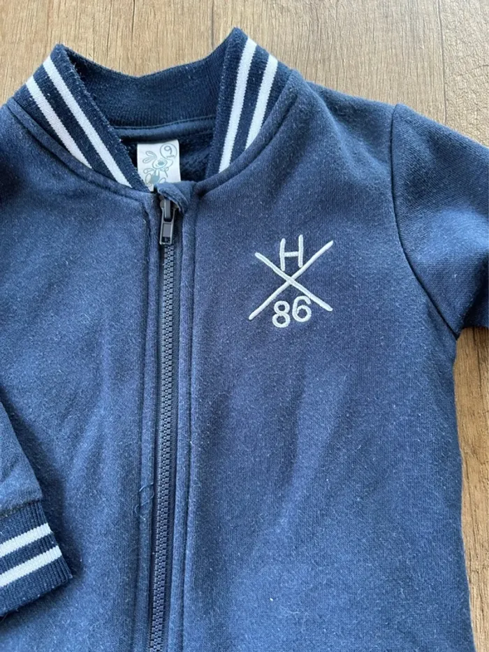 Gilet veste avec fermeture 9 mois - photo numéro 2