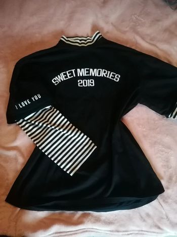 T-shirt style "e-girl"