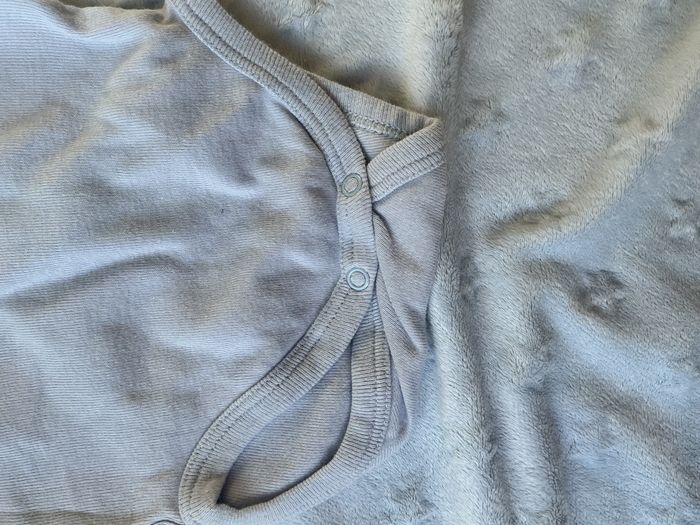 body manches courtes bleu 3 mois - photo numéro 4