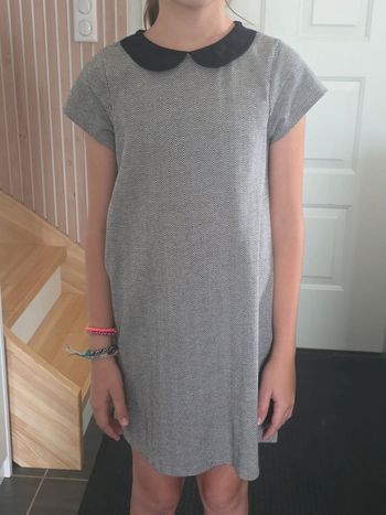 Robe col claudine tbe