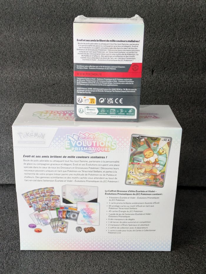 Pokémon coffret dresseur d'élite et bundle Évolutions prismatiques 8.5 - photo numéro 3