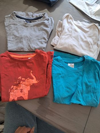 Lot 4 Tee-shirts