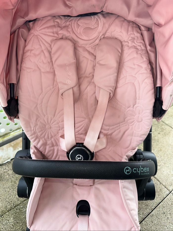 Poussette Cybex Priam 4 Simply Flowers Pale Blush - photo numéro 5