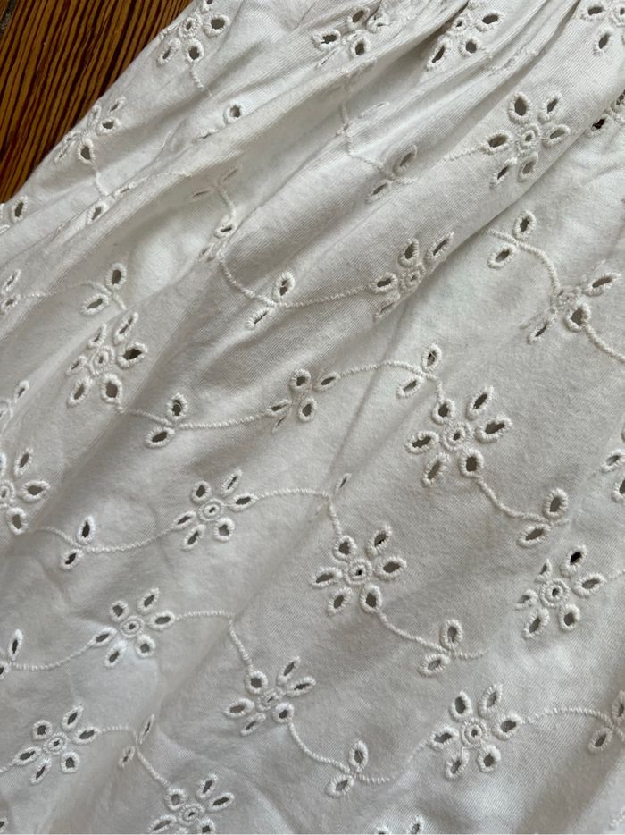 Robe de grossesse blanche broderie anglaise - photo numéro 2