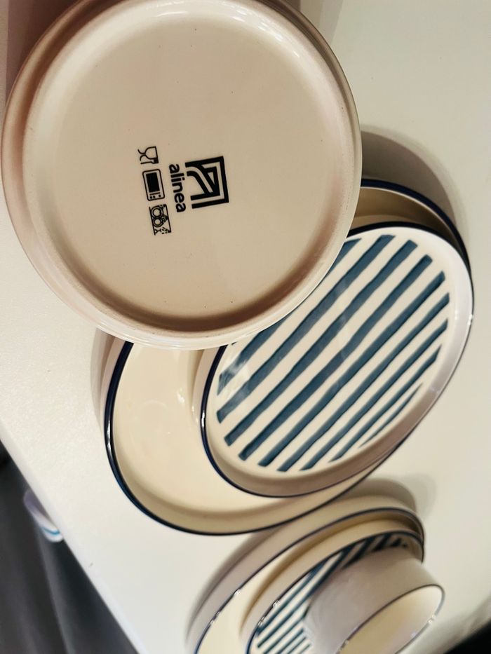 Vaisselle neuve Alinéa