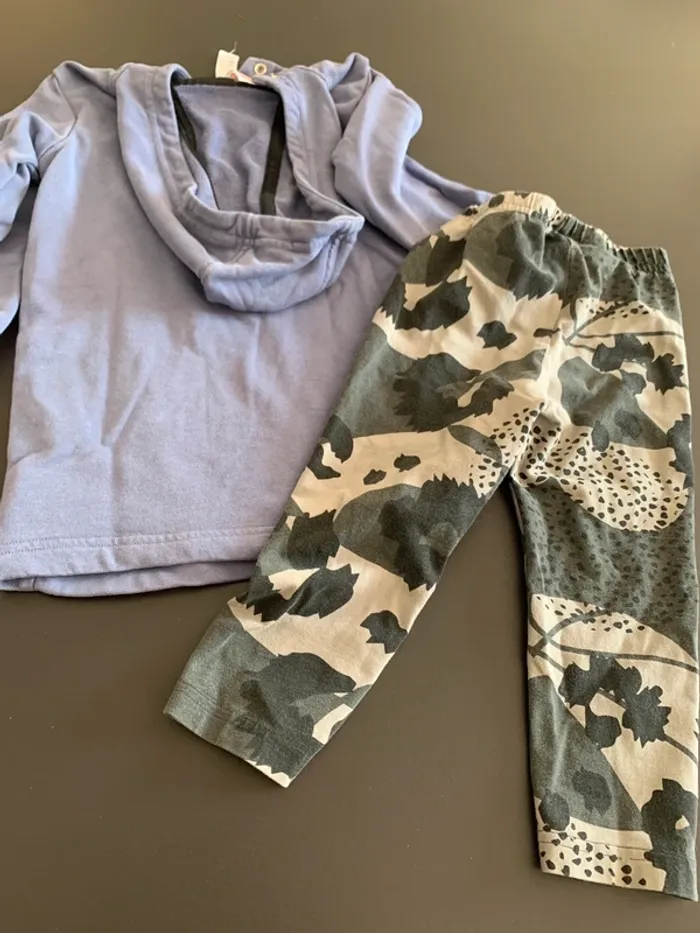Ensemble adidas taille 12/18 mois - photo numéro 6