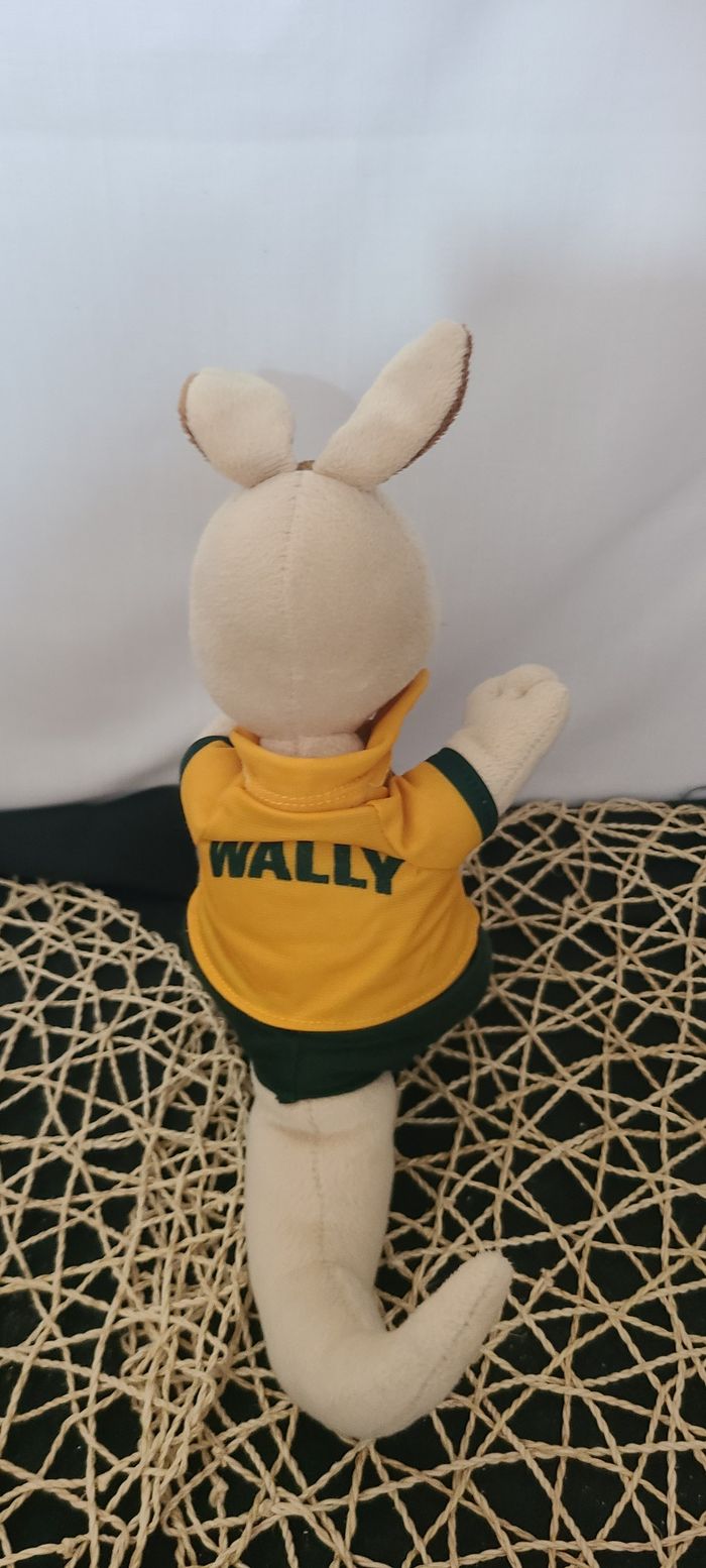 Mascotte de wallabies wallaby de l'an 2000 Wally le wallaby, rugby australien en peluche peluche - photo numéro 3