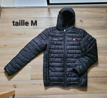 Doudoune taille M ellesse