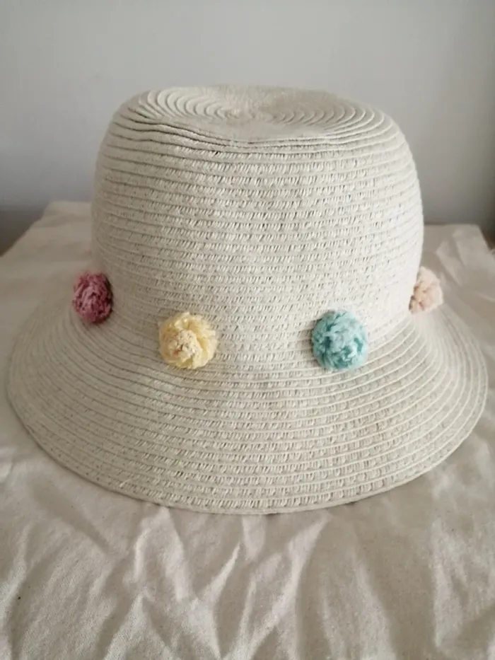 Lot 2 chapeaux - photo numéro 2