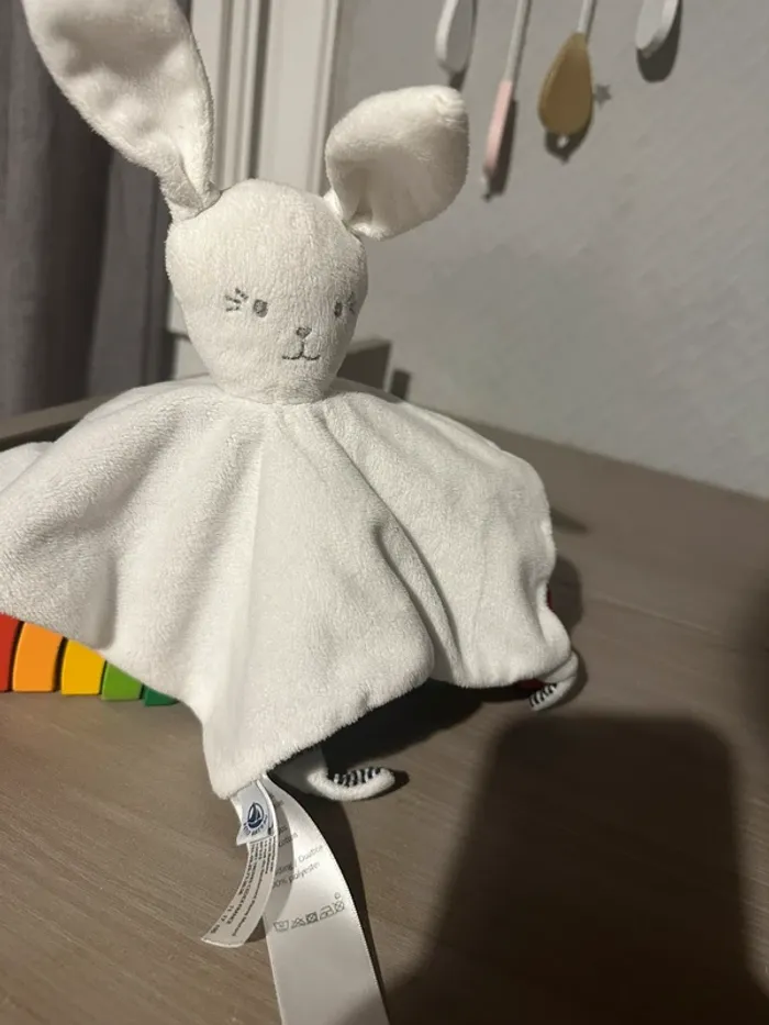 Doudou lapin petit Bateau