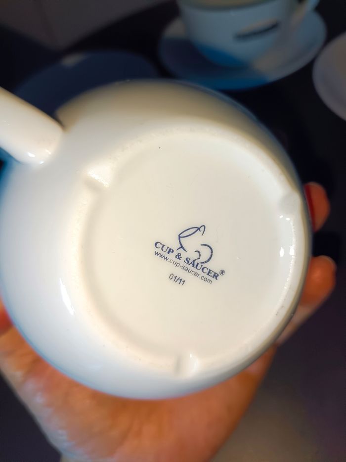 Service de bistro Tupinamba ( 3 tasses à chocolat chaud, thé+ 3 sous-tasses) - photo numéro 3