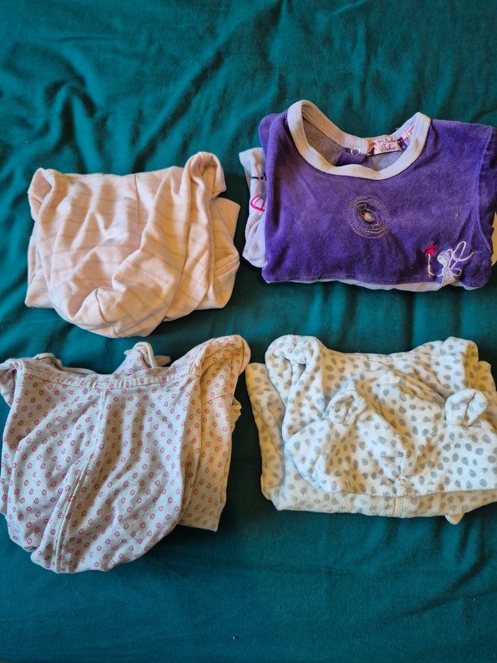 Petit lot 18 mois fille