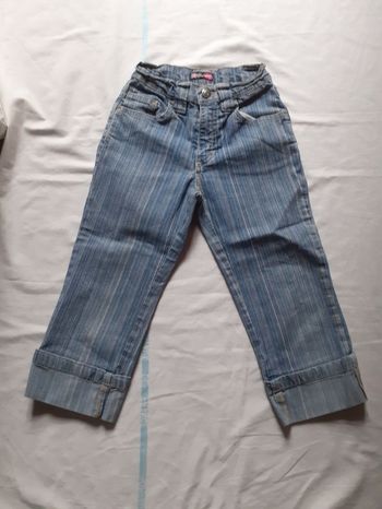 Pantacourt bleu rayé verticalement