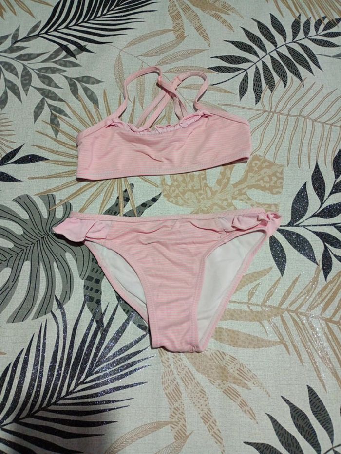 Maillot de bain deux pièces fille rayé et froufrou Okaïdi 8 ans