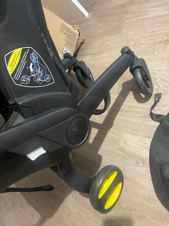 Poussette type Doona - photo numéro 9