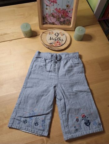 Pantalon pour fille taille 9mois marque Orchestra très bon état