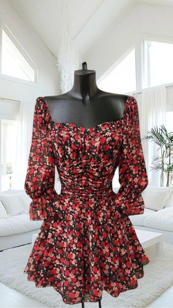 Combi short rouge et noir à fleurs