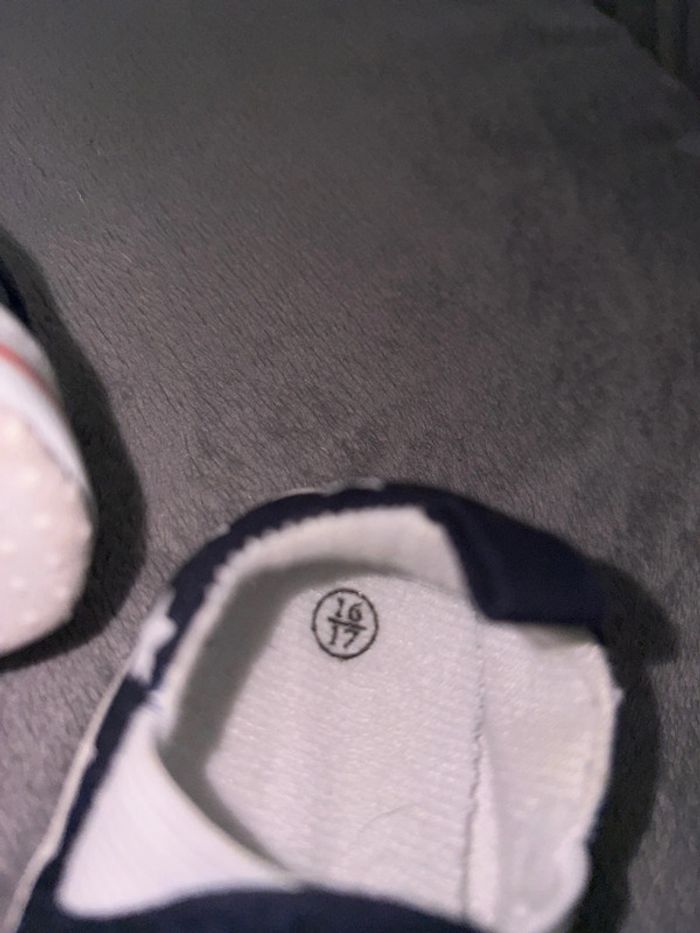 Chaussure bébé - photo numéro 3