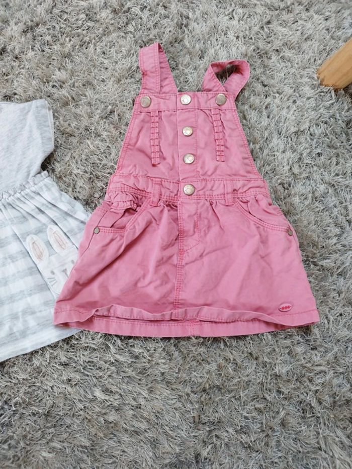 Lot de deux robes bébé fille taille 6 mois été manches courtes - photo numéro 2