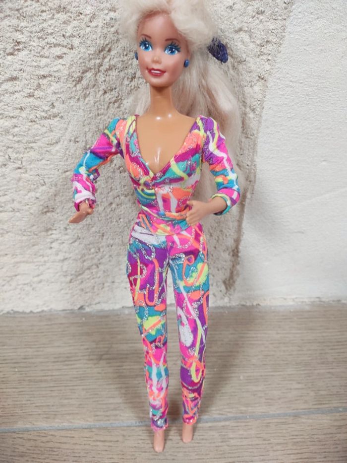 Barbie sport d'hiver années 90 - photo numéro 5