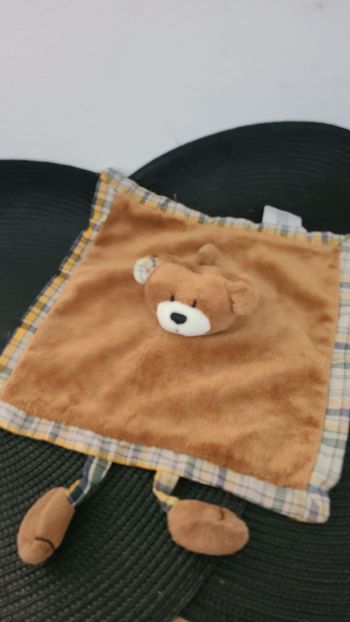 Doudou Plat Ours marron AUBERTCONCEPT Doudou et Compagnie