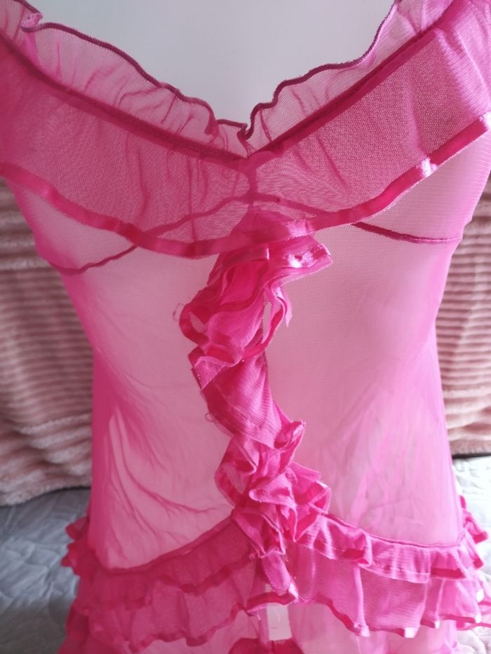 Nuisette rose à volant - photo numéro 3