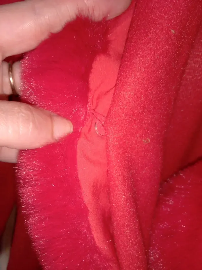Manteau rouge col fausse fourrure - photo numéro 10