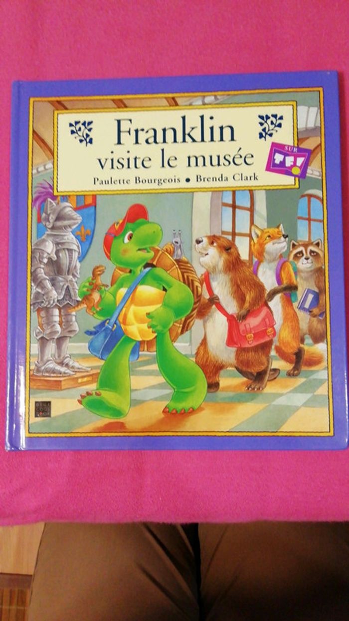 Franklin visite le musée