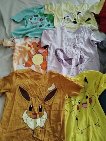Lot tee shirt pokémon 5 ans