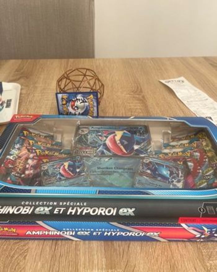 Coffret spécial Pokémon Amphinobi et Hyporoi (scellé) - photo numéro 2