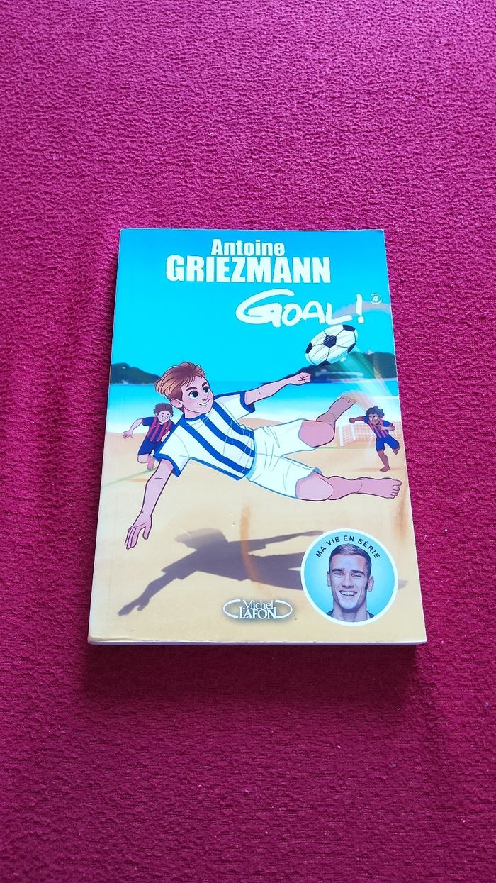 Antoine Griezmann – Tome 4 : Dans la cour des grands - photo numéro 1