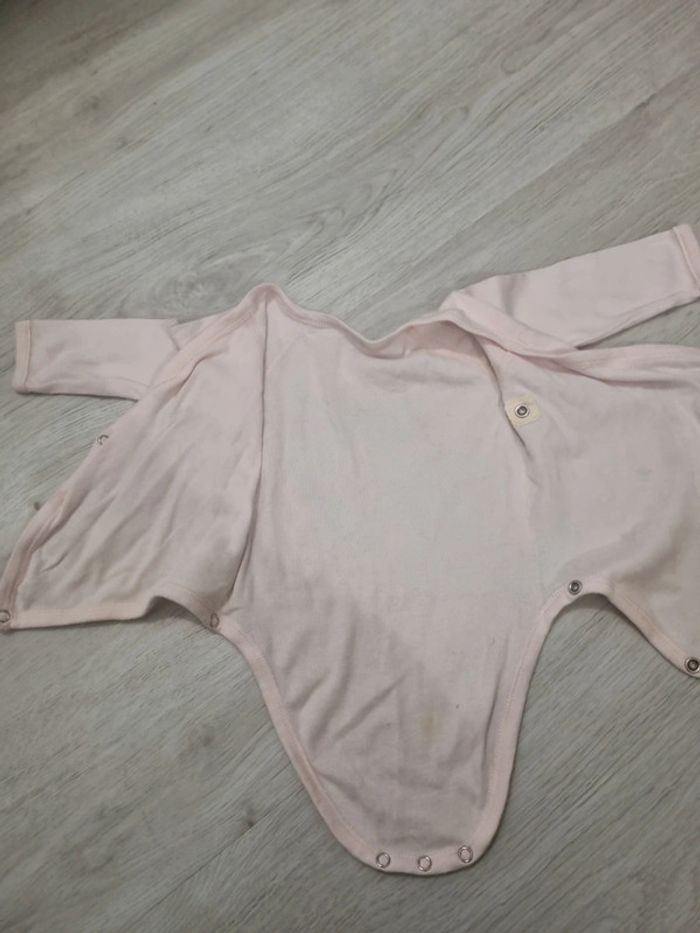 Body 3 mois - photo numéro 5