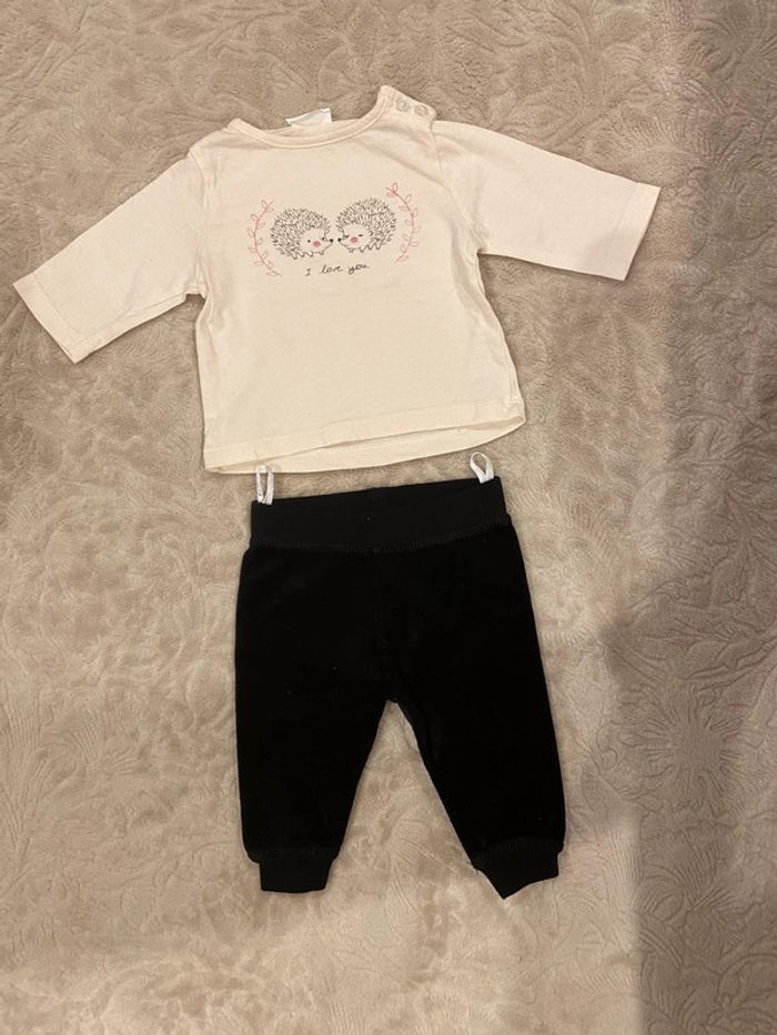 Ensemble bébé fille 1 mois - photo numéro 2
