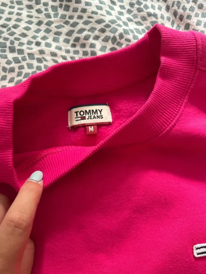 Sweat court Tommy Hilfiger femme taille M neuf - photo numéro 4