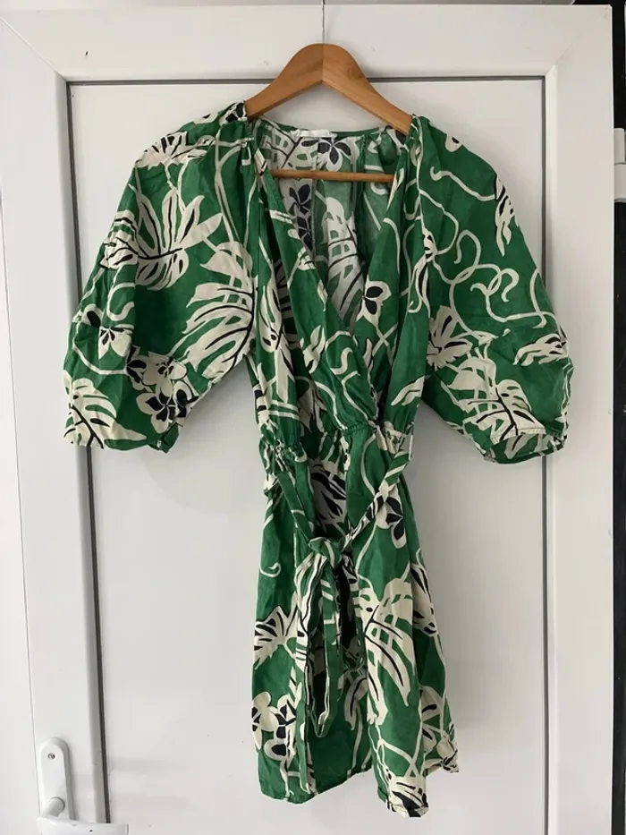 Robe verte manches ballon