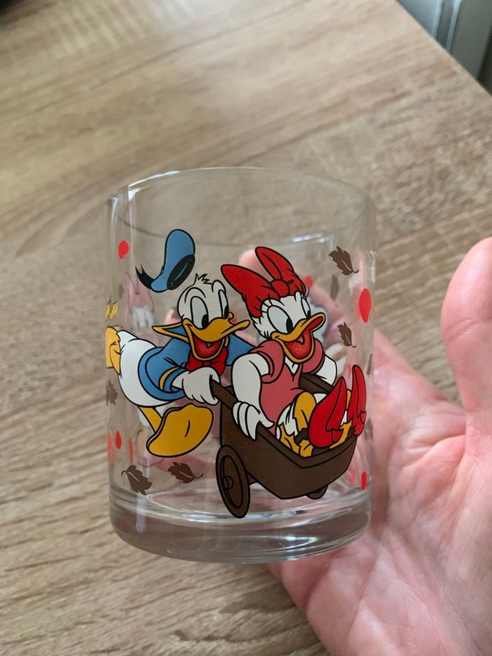 Verre Mickey et ses amis automne - photo numéro 7