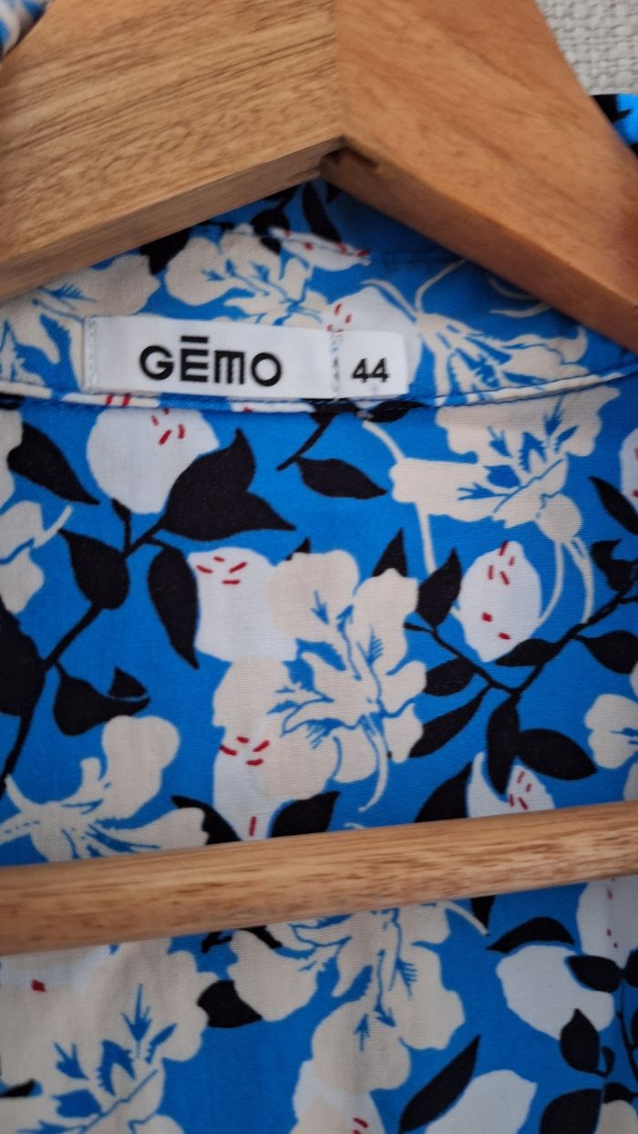Top bleu fleurs - photo numéro 3