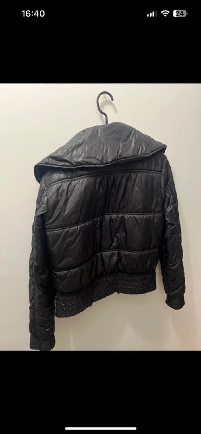 Doudoune noire légère Camaïeu – Taille 36, parfaite pour la rentrée - photo numéro 5