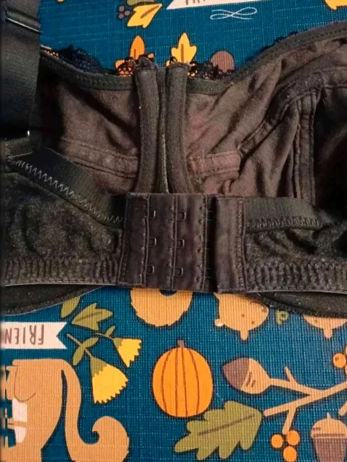 Soutien-gorge  bon  état Kiabi  taille  95D - photo numéro 4