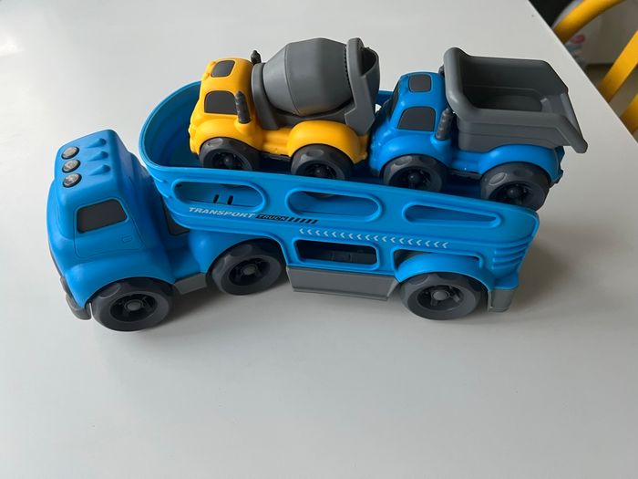 Camion transporteur en TBE - photo numéro 4