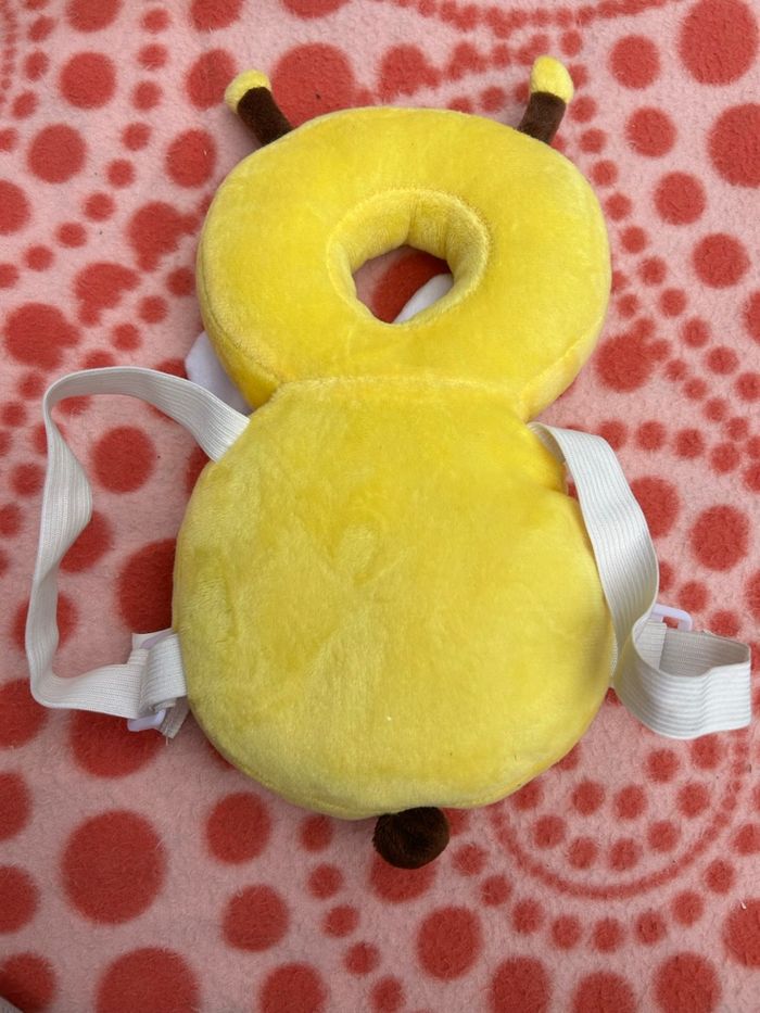 Protège tête bébé abeille - photo numéro 3