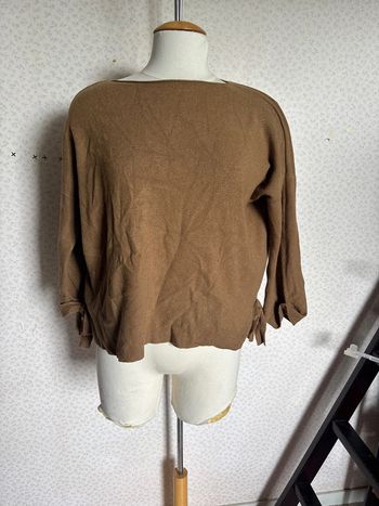 Pull leger taille 36-38 marque ky création