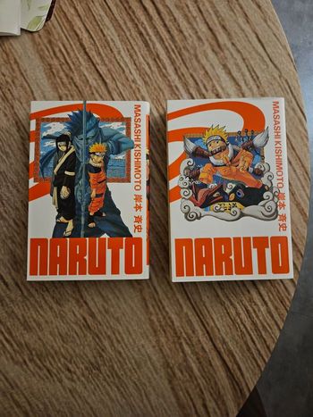 Livres NARUTO neufs les 2