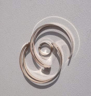 Lot 2 bracelets et une bague