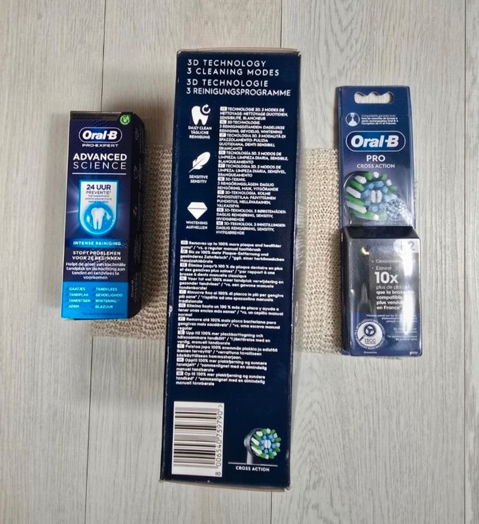 🌟 Brosse a dent electrique oral B pro 3 noire + 4 brossettes  + dentifrice 🌟 - photo numéro 4