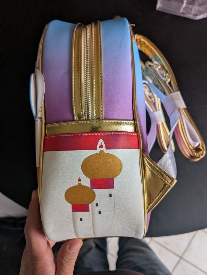 Sac a dos Loungefly Aladdin et Jasmine 4000 pieces - photo numéro 2