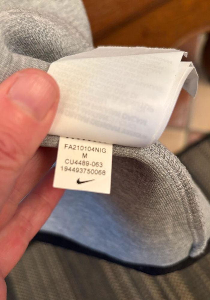 Sweat Nike à capuche - photo numéro 9