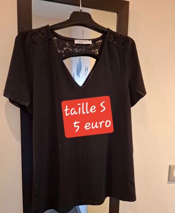 T-shirt dentelle